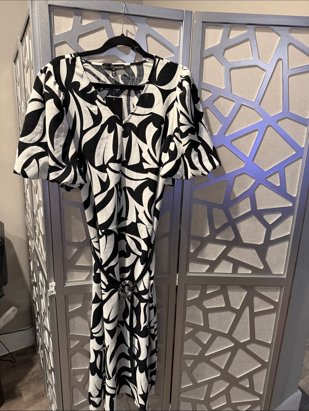 Fred David Black & White Abstract Midi Dress with Ring Detail